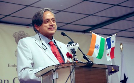 शशि थरूर विदेश में जाकर पाकिस्तान को बेनक़ाब कर रहे हैं तो कांग्रेस क्यों बिलबिला उठी