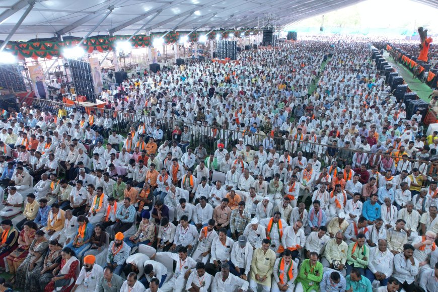 नांदेड की जनसभा में जनता से मिले केंद्रीय गृह मंत्री अमित शाह