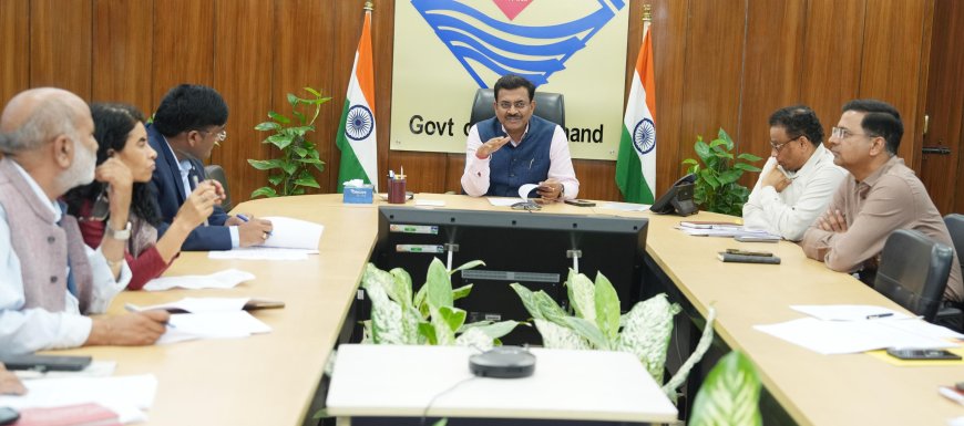आनन्द बर्द्धन की अध्यक्षता में बुधवार को सचिवालय में व्यय-वित्त समिति की बैठक आयोजित हुई।